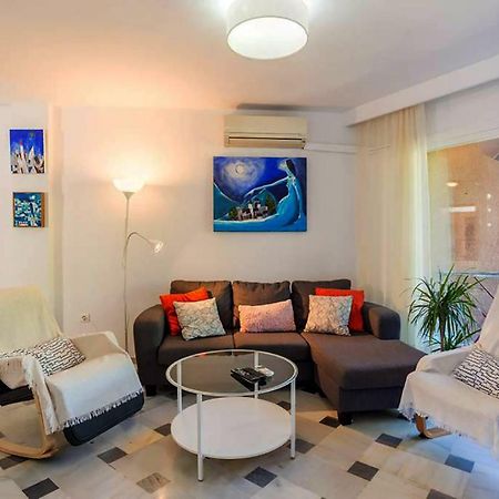 Apartamento Con Parking Gratuito Daire Málaga Dış mekan fotoğraf