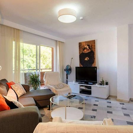 Apartamento Con Parking Gratuito Málaga Dış mekan fotoğraf