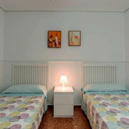 Apartamento Con Parking Gratuito Málaga Dış mekan fotoğraf