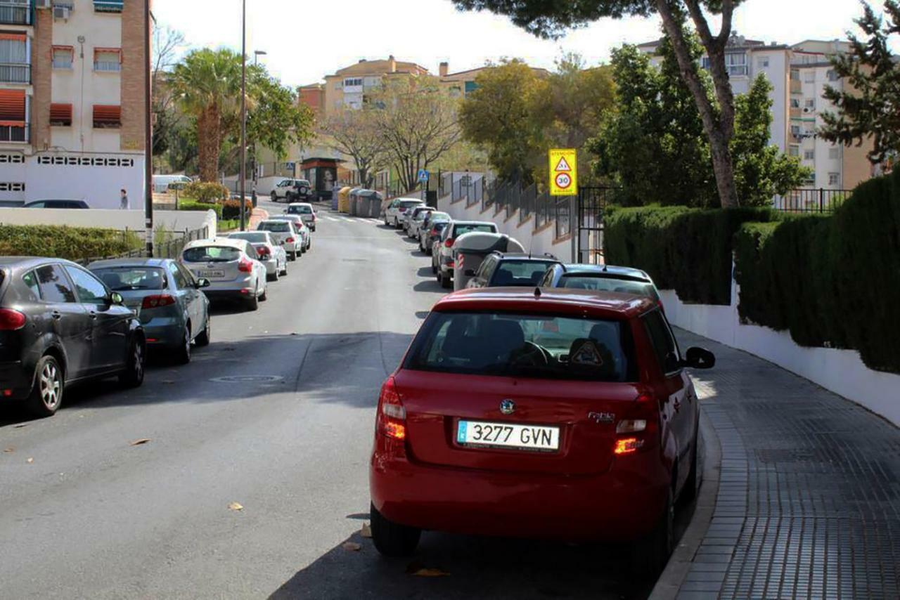 Apartamento Con Parking Gratuito Daire Málaga Dış mekan fotoğraf