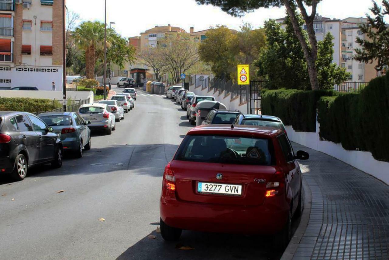 Apartamento Con Parking Gratuito Málaga Dış mekan fotoğraf